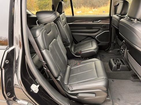 Used 2021 Jeep Grand Cherokee L Limited image 30