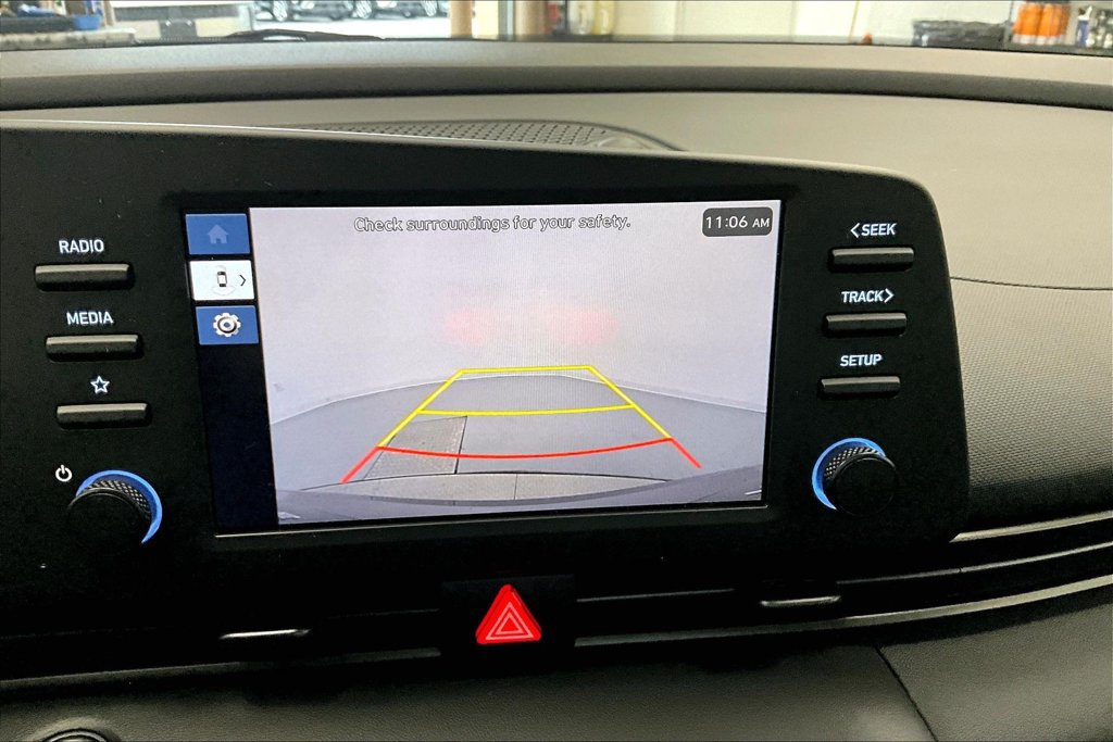 Certified 2025 Hyundai Elantra Sport FWD image 23