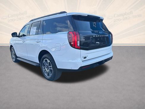 Used 2025 Ford Expedition Active image 3