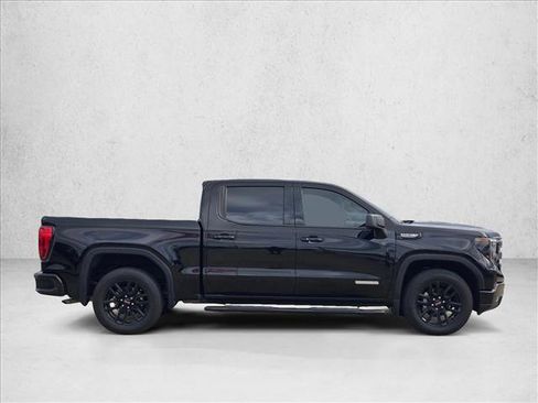 Used 2023 GMC Sierra 1500 Elevation w/ Preferred Package image 4