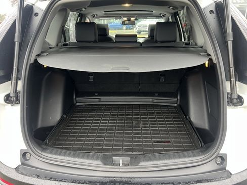 Used 2022 Honda CR-V Touring image 18