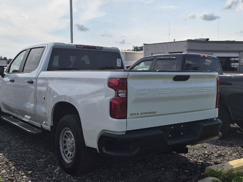 Used 2025 Chevrolet Silverado 1500 W/T w/ Z71 Off-Road Package AWD/4WD image 4