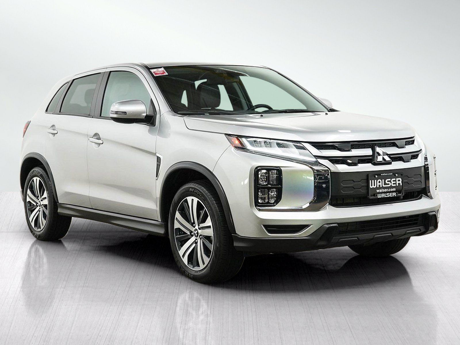 Used 2024 Mitsubishi Outlander Sport LE AWD/4WD image 7