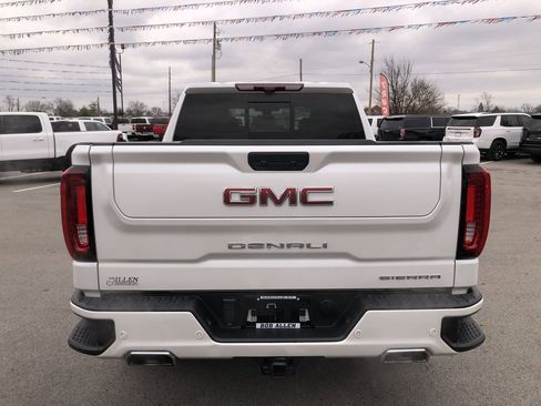 Used 2022 GMC Sierra 1500 Denali w/ Denali Reserve Package image 10