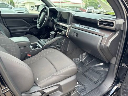 Used 2025 Toyota Tacoma SR5 RWD image 17