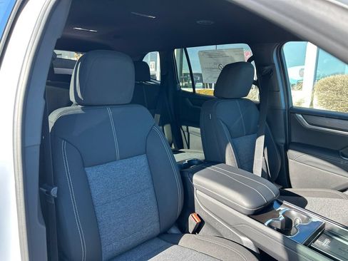 New 2026 GMC Acadia Elevation AWD/4WD image 39