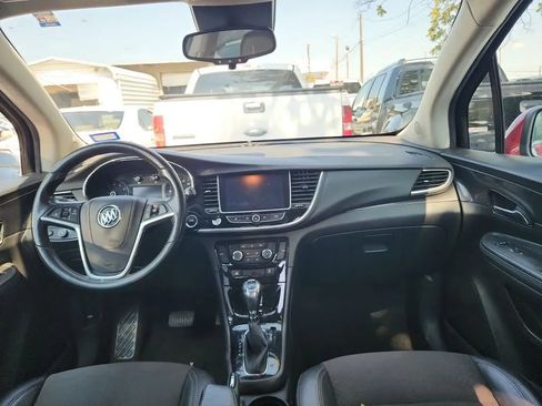 Used 2018 Buick Encore Preferred image 11