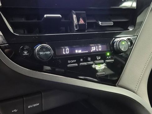 Used 2024 Toyota Camry LE image 27