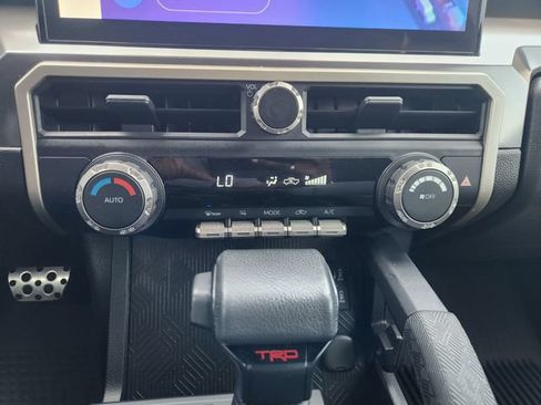 Used 2024 Toyota Tacoma TRD Sport RWD image 18