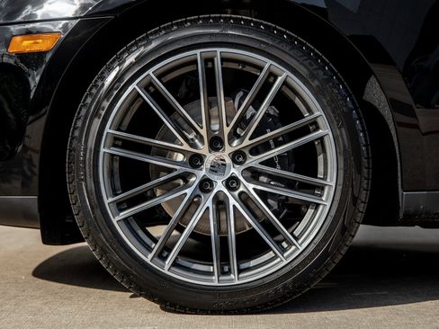 New 2026 Porsche Macan image 15