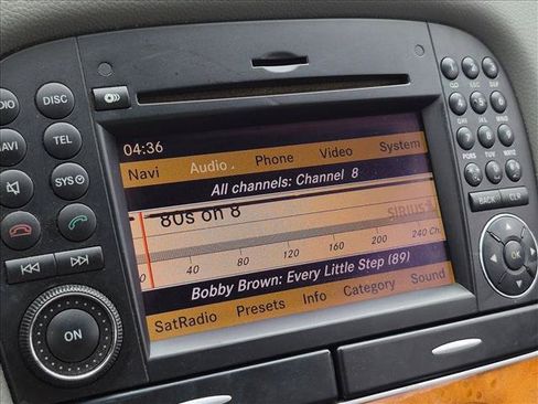 Used 2009 Mercedes-Benz SL 550 image 11