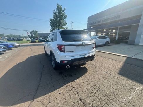 Used 2023 Honda Passport TrailSport image 8