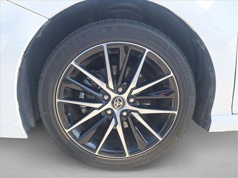 Used 2024 Toyota Camry SE FWD image 21