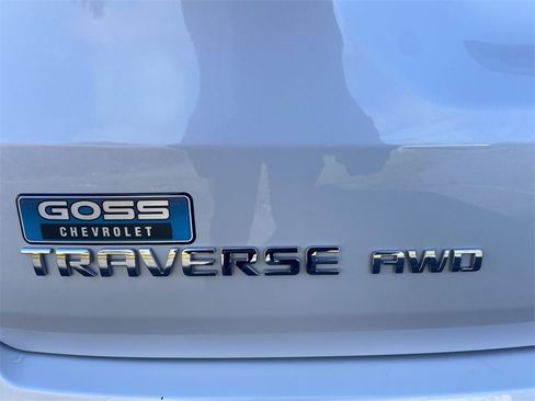 Certified 2022 Chevrolet Traverse High Country w/ LPO, Floor Liner Package image 33