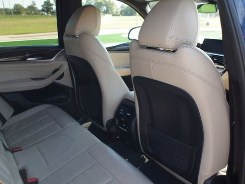 Used 2021 BMW X3 xDrive30i w/ Premium Package image 25