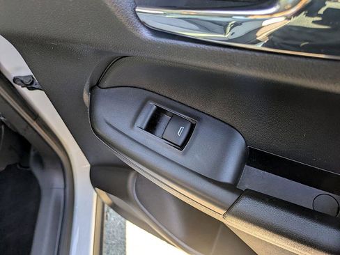 Used 2022 Chevrolet TrailBlazer LS image 31