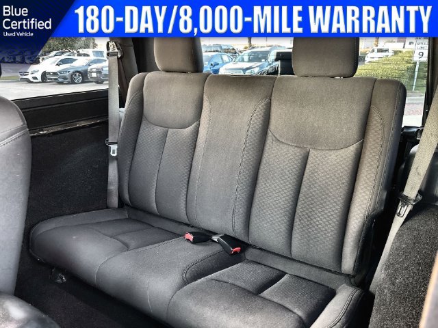 Used 2018 Jeep Wrangler Sport AWD/4WD image 28