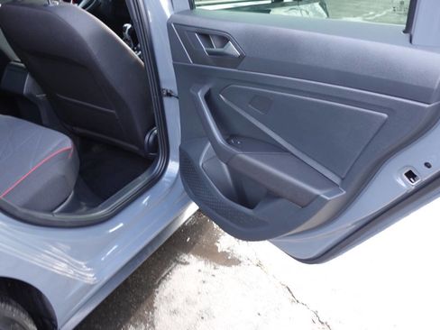 Used 2024 Volkswagen Jetta GLI 40th Anniversary Edition image 25