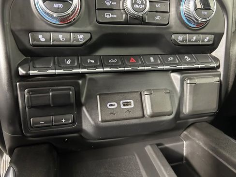 Used 2023 GMC Sierra 2500 Denali w/ Denali Ultimate Package image 26