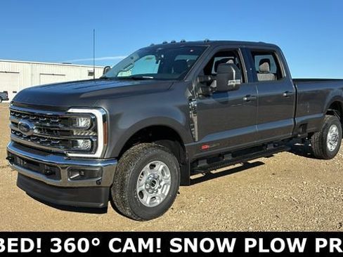 New 2026 Ford F250 XLT w/ XLT Premium Package AWD/4WD image 3