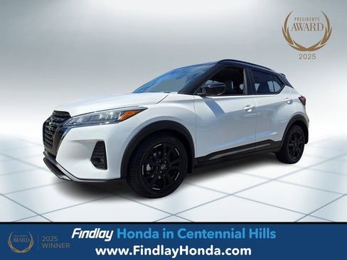 Used 2023 Nissan Kicks SR w/ SR Premium Package FWD image 1