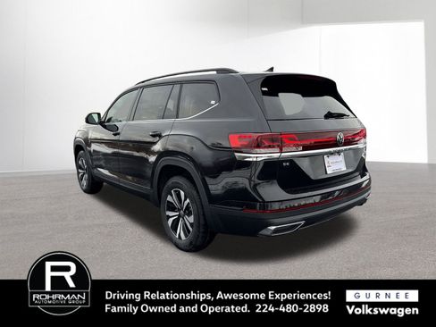 New 2026 Volkswagen Atlas SE image 6