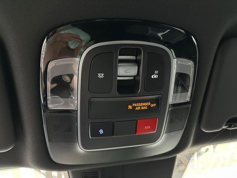 Certified 2024 Hyundai Santa Cruz Limited image 28