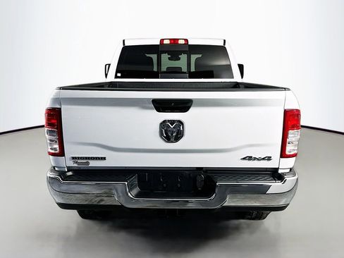 Used 2024 RAM 2500 Tradesman w/ Chrome Appearance Group AWD/4WD image 6