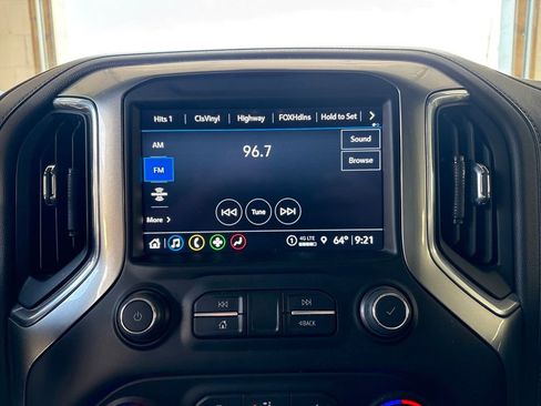 Used 2022 Chevrolet Silverado 1500 LT Trail Boss w/ Convenience Package II image 16