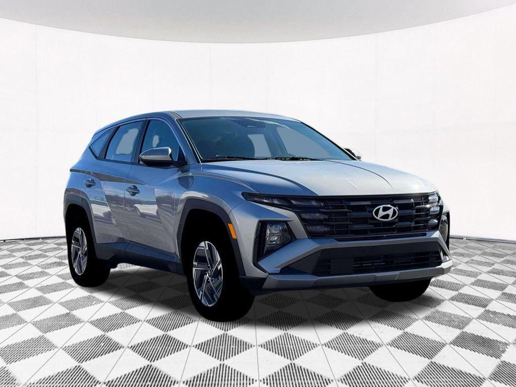 New 2026 Hyundai Tucson Blue SE w/ Tow & Go Package AWD/4WD image 17