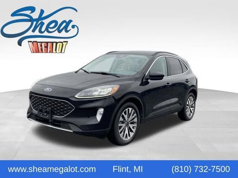 Used 2022 Ford Escape Titanium image 1