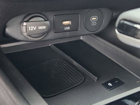 New 2025 Hyundai Elantra Sport image 18