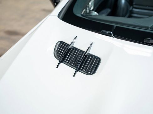 Used 2017 Mercedes-Benz SL 63 AMG image 11