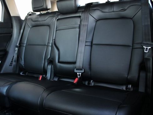 New 2026 Lincoln Corsair Premiere image 40