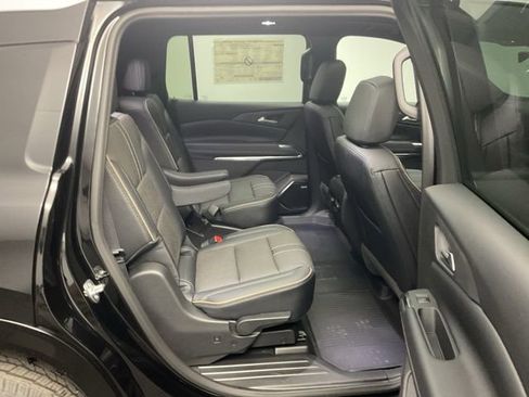 New 2026 Chevrolet Traverse High Country w/ LPO, Floor Liner Package image 28