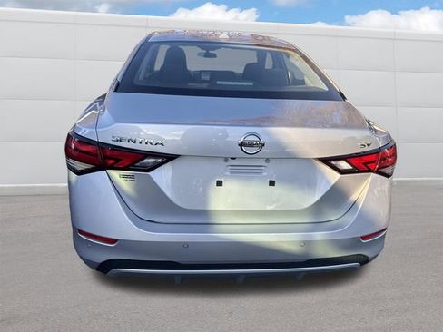 Used 2023 Nissan Sentra SV image 4