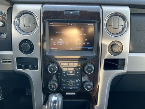 Used 2013 Ford F150 Platinum image 26