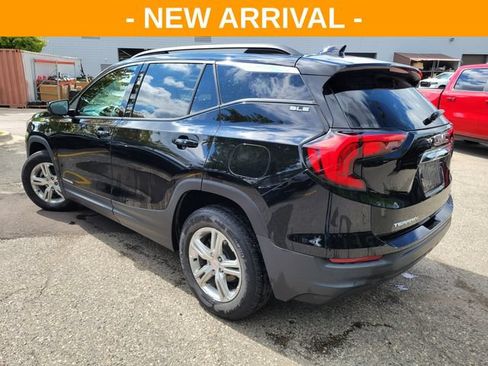 Used 2019 GMC Terrain SLE w/ Driver Convenience Package AWD/4WD image 5