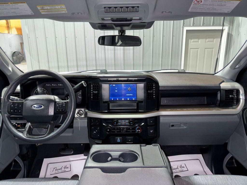 Used 2023 Ford F250 XL w/ STX Appearance Package AWD/4WD image 17