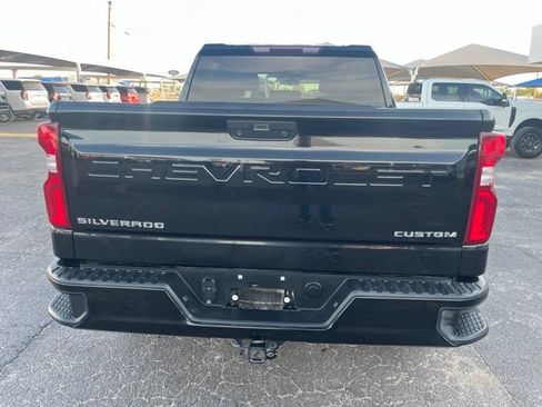 Used 2022 Chevrolet Silverado 1500 Custom AWD/4WD image 5