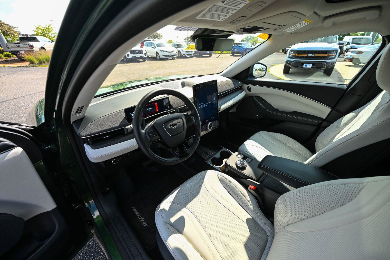 Certified 2024 Ford Mustang Mach-E Premium AWD/4WD image 18