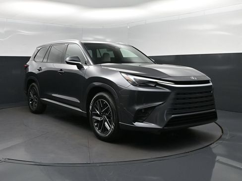 New 2026 Lexus TX 350 AWD image 9