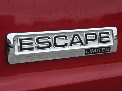 Used 2010 Ford Escape Limited FWD image 18