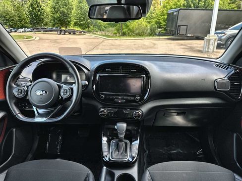 Used 2020 Kia Soul GT-Line Turbo FWD image 20