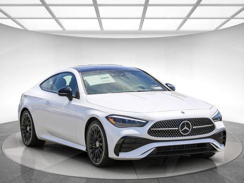 Used 2024 Mercedes-Benz CLE 300 4MATIC Coupe image 5