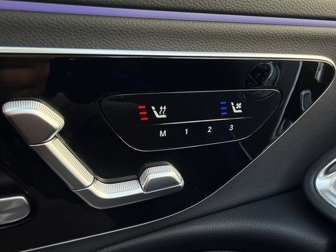 Used 2025 Mercedes-Benz E 350 Sedan image 15