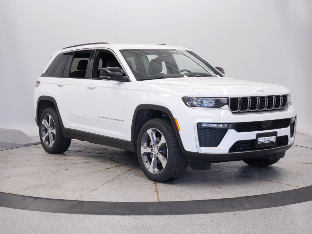 New 2026 Jeep Grand Cherokee Limited w/ Trailer Tow Package AWD/4WD image 9
