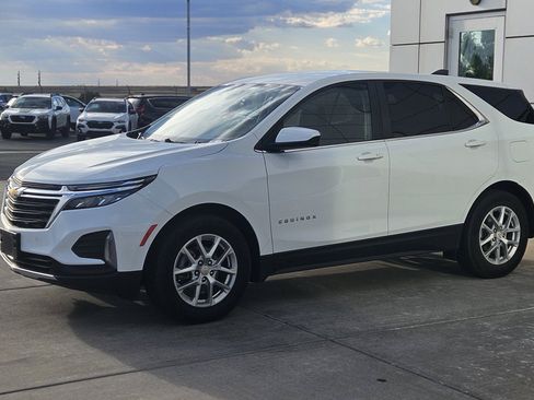 Used 2024 Chevrolet Equinox LT FWD image 20