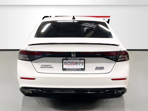 Used 2025 Honda Accord Sport image 6