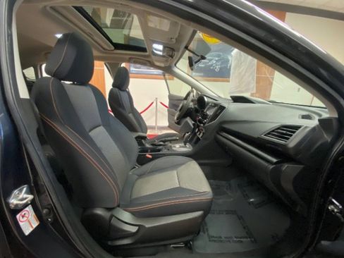 Used 2019 Subaru Crosstrek 2.0i Premium w/ Moonroof Package image 21